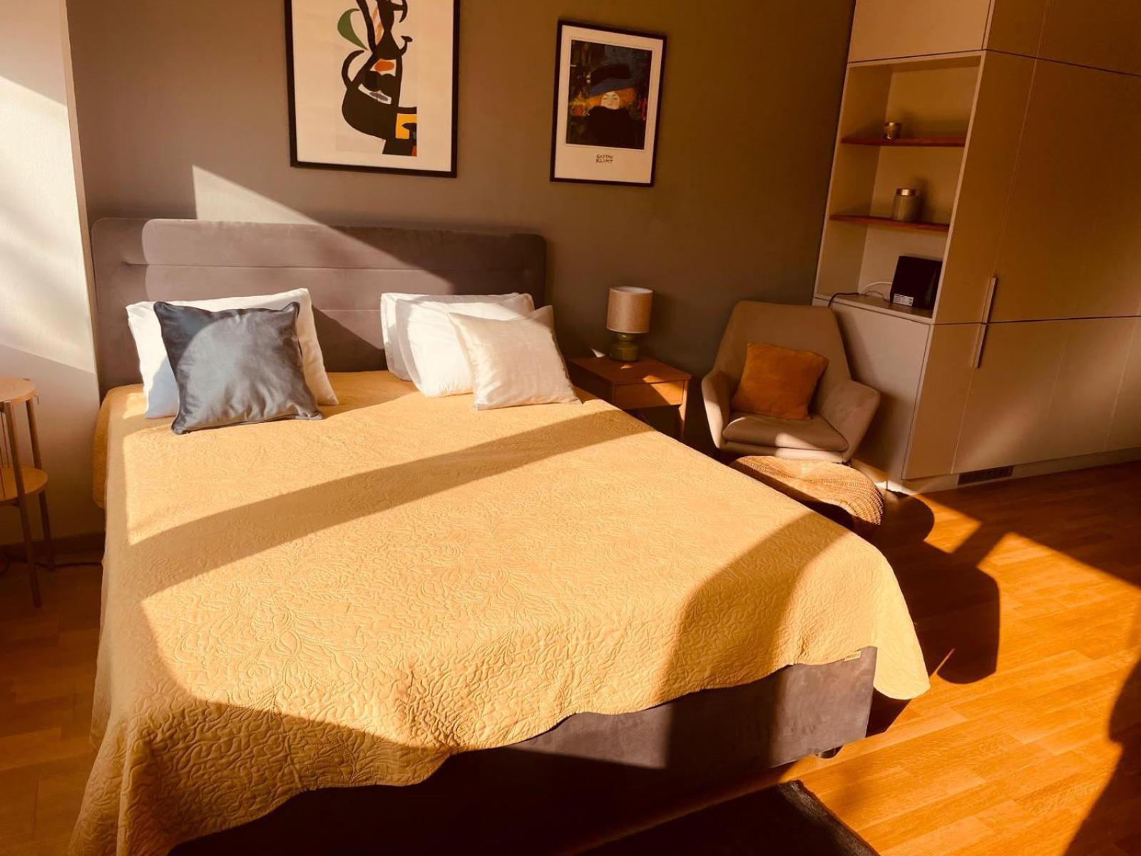 Centrally Chic Apartma